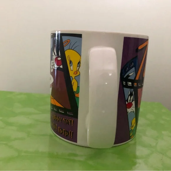 LOONEY TUNES TWEETY BIRD & SYLVESTER Ceramic Coffee Cup/Mug  **Vintage** - Picture 5 of 9